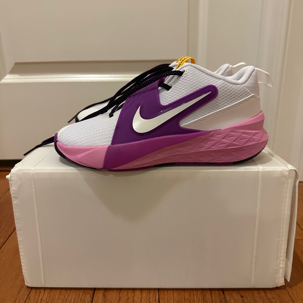 Nike basketball shoes White, Purple and Pink Accents